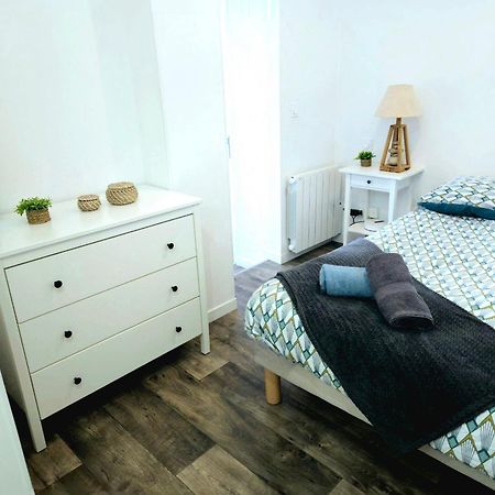 Logement Proche Hypercentre Caen Exterior foto